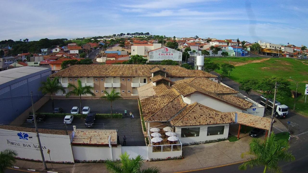 Hotel Portal Das Aguas Jaguariuna Exterior photo