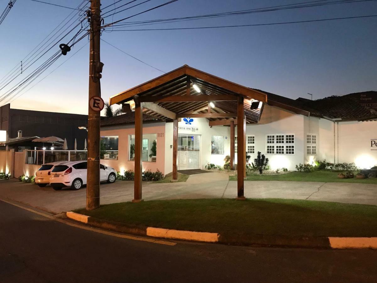 Hotel Portal Das Aguas Jaguariuna Exterior photo